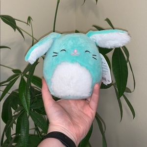 Sammy Squishmallow Bunny 5”